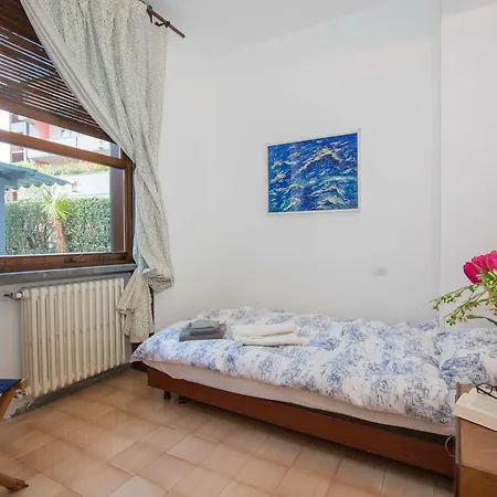 Aquaria Villa *